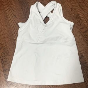 🌻 2 for $20 Lands’ End white workout tank